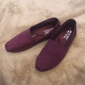 Euc womens size 6 bobs sketchers with memory foam